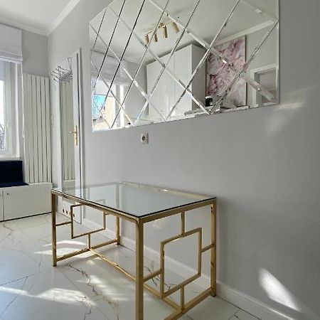 Glamour Apartment Przy Plazy, Z Parkingiem Prywatnym Сопот Экстерьер фото